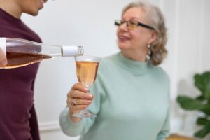 Алкоголь после вакцинации от клещевого энцефалита: можно ли? ex1ar427w62bqvne9b