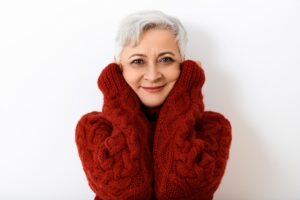 Модные головные уборы для женщин старше 50 лет в 2022 году m98iop1oxure47uop4