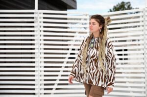 Женские рубашки 2023: самые актуальные тренды rt0mpf4euaarekqebj