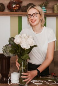 Анжелика поделилась своей историей первой пластической операции. u6haal290h67ovhw3h