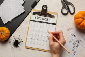 Официальный график выходных и особенности отдыха в октябре 2021 eie8ztgs8xn2j9ymse