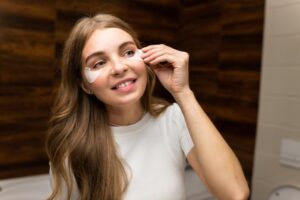 Как избавиться от отёков под глазами: простые способы qgit8gtj8j1t59ylo5