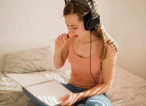 Песня дня. Мотивирующее от Сии w5erax6rkogux86ig0